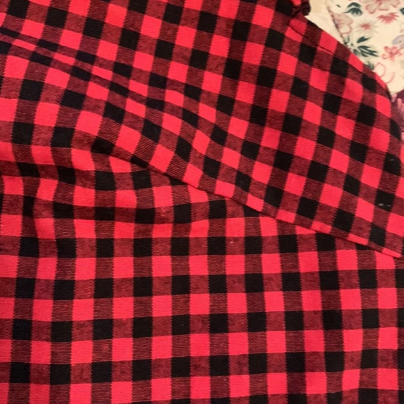 Ruffled Top - Picture 3 of 3